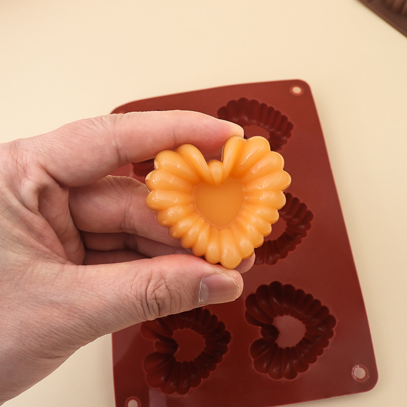 Kitchen Equipment For Baking - Stampi per cioccolato in silicone a