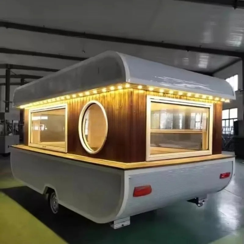 Kitchen Bakery - Bellissimo Food Truck con Cucina Completa